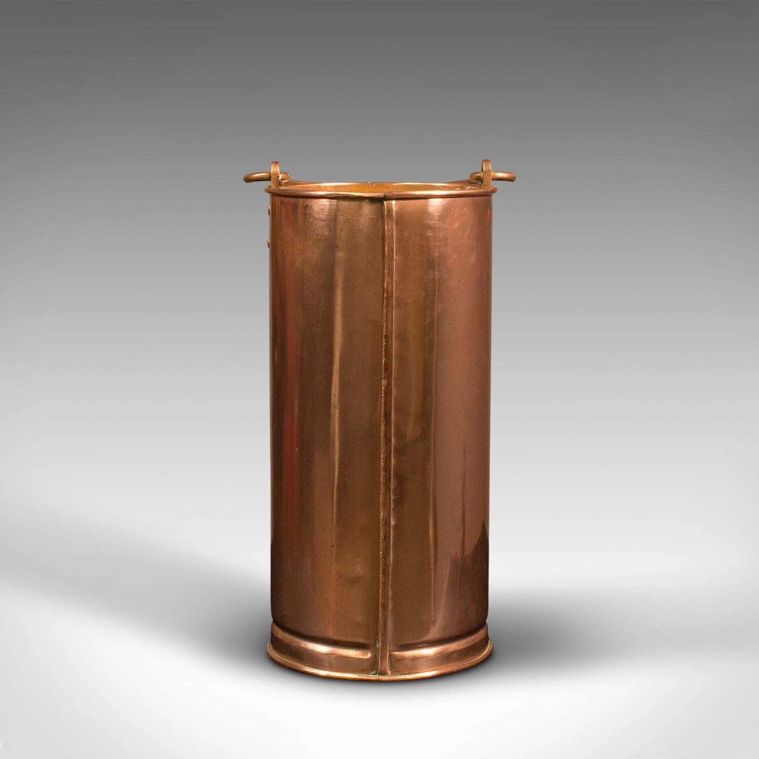 1850s Pair Of Antique Victorian English Copper Hall Stick Stands 5 1850s Pair Of Antique Victorian English Copper Hall Stick Stands - Image 5