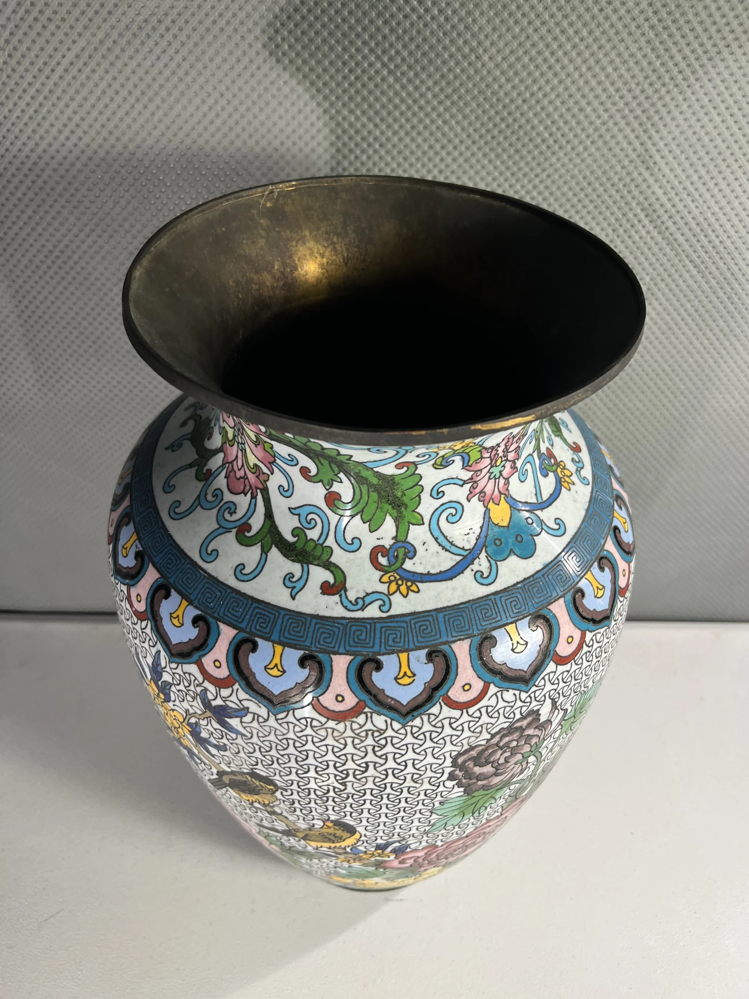 1950s Large Floral Cloisonné Vase Or Umbrella Stand 2 1950s Large Floral Cloisonné Vase Or Umbrella Stand - Image 2