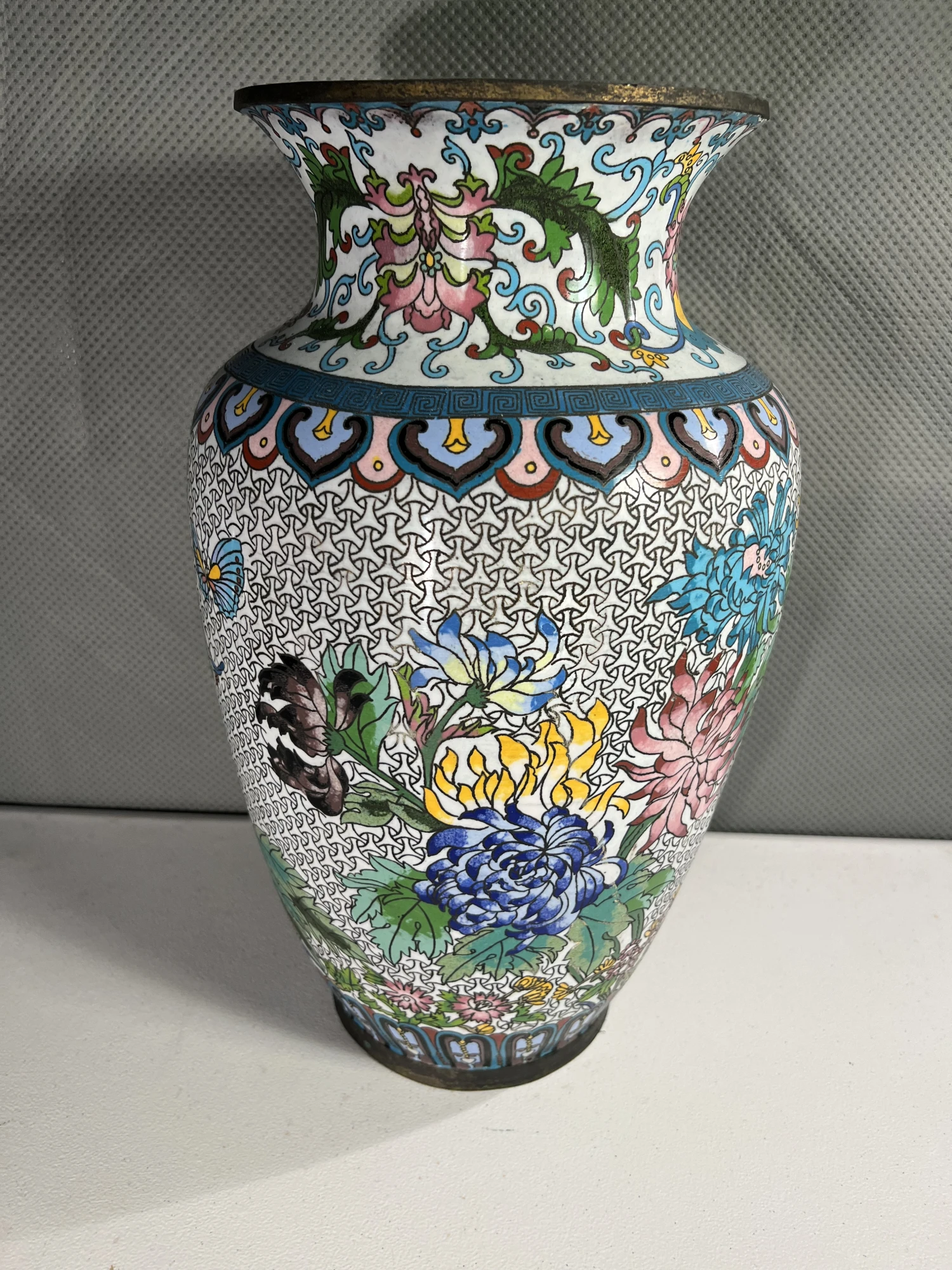 1950s Large Floral Cloisonné Vase Or Umbrella Stand 5 1950s Large Floral Cloisonné Vase Or Umbrella Stand - Image 5