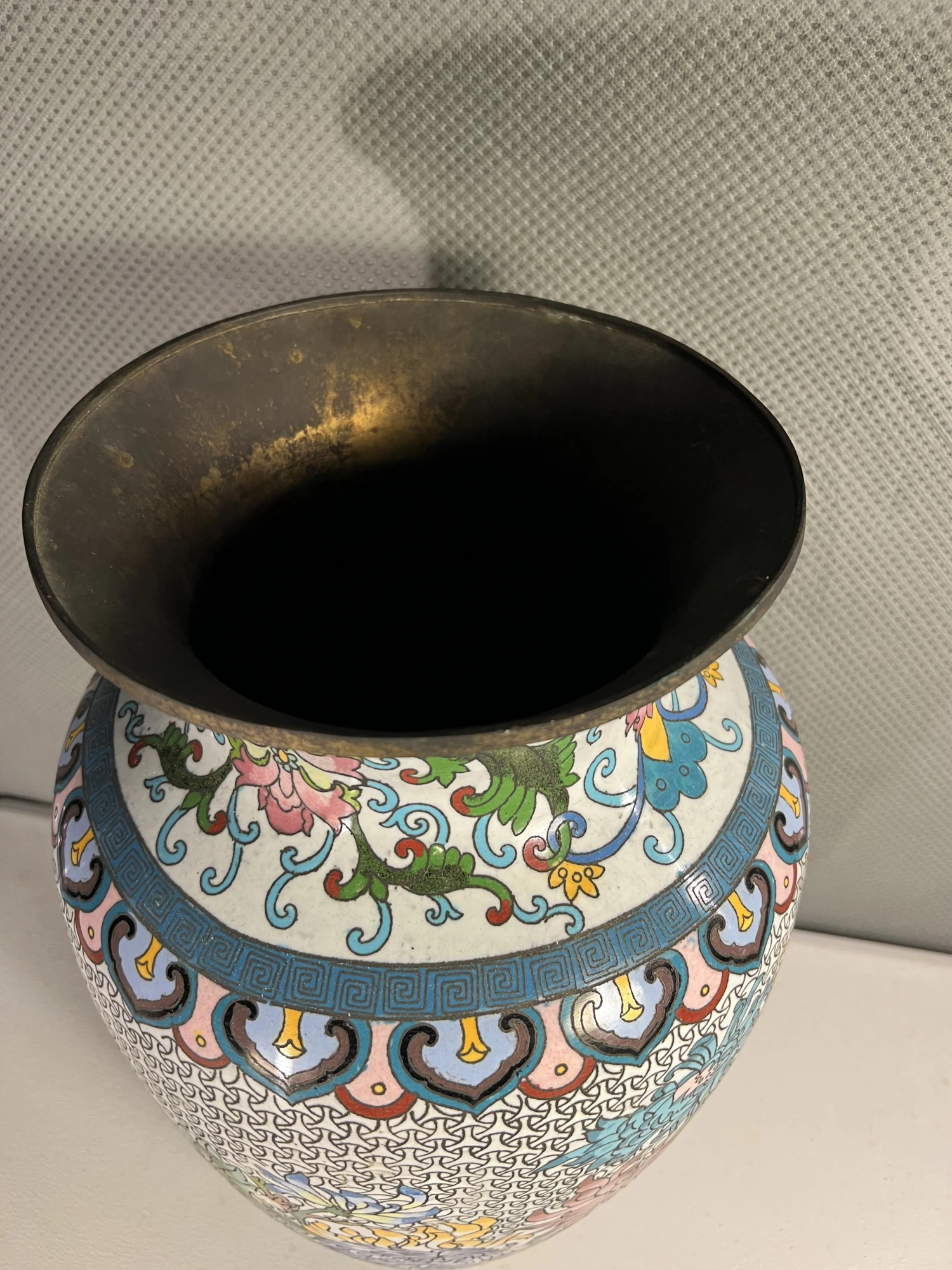 1950s Large Floral Cloisonné Vase Or Umbrella Stand 7 1950s Large Floral Cloisonné Vase Or Umbrella Stand - Image 7