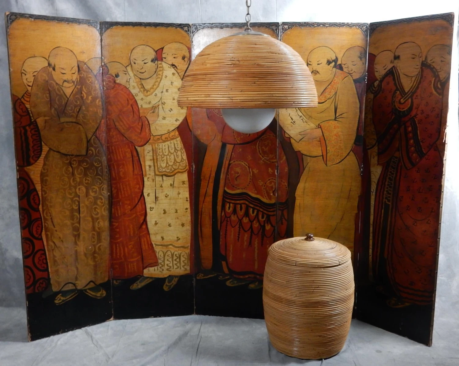 1960s Large Vintage Pencil Reed Lidded Floor Basket 6 1960s Large Vintage Pencil Reed Lidded Floor Basket - Image 6