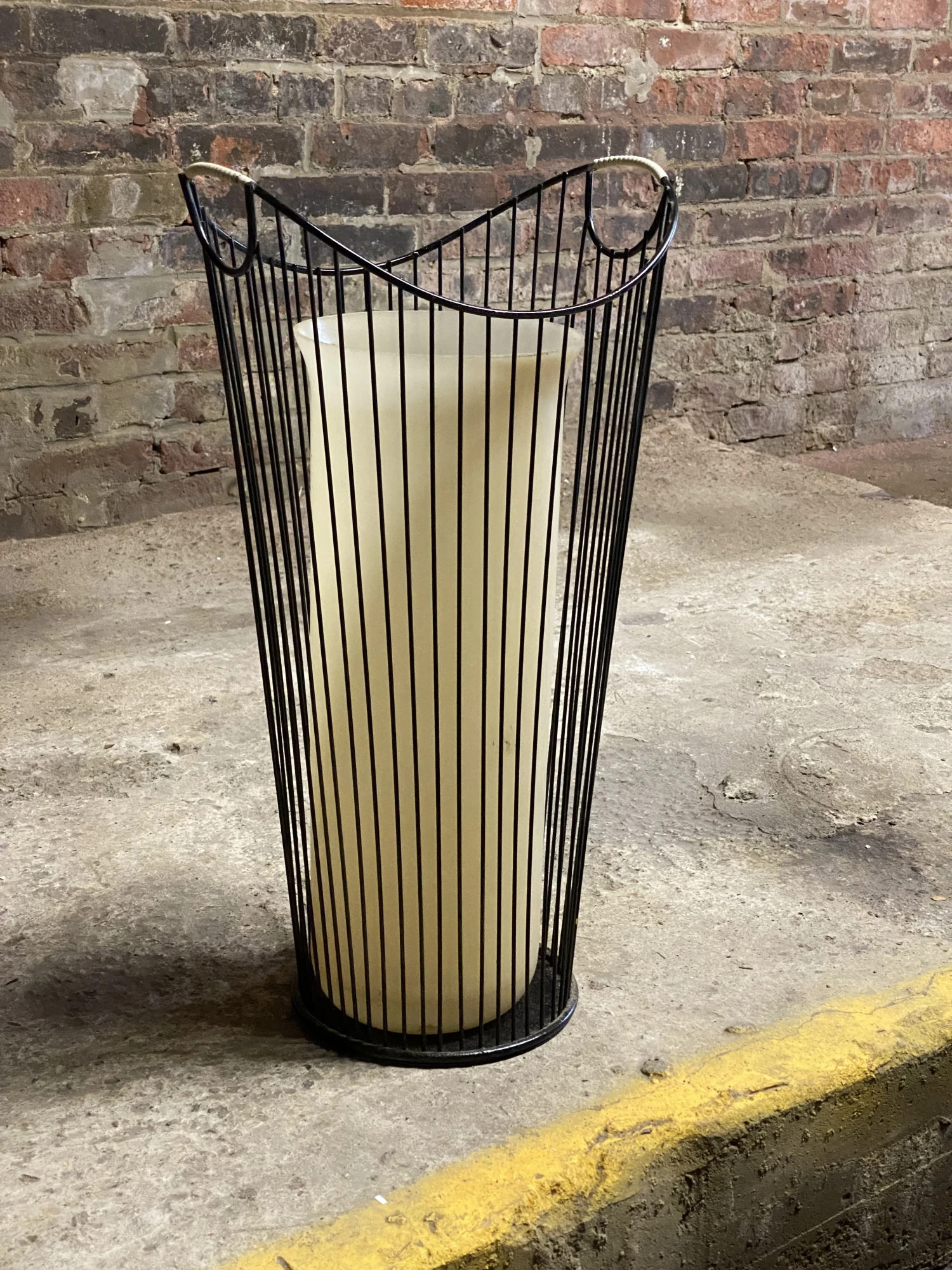 1960s Mid Century Modern Wire Rod Umbrella Stand 2 1960s Mid Century Modern Wire Rod Umbrella Stand - Image 2