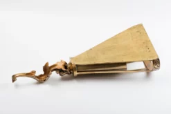 1960s Wall Mounted Brass Umbrella Stand 16 1960s Wall Mounted Brass Umbrella Stand -Chairish Shop 1960s wall mounted brass umbrella stand 0576