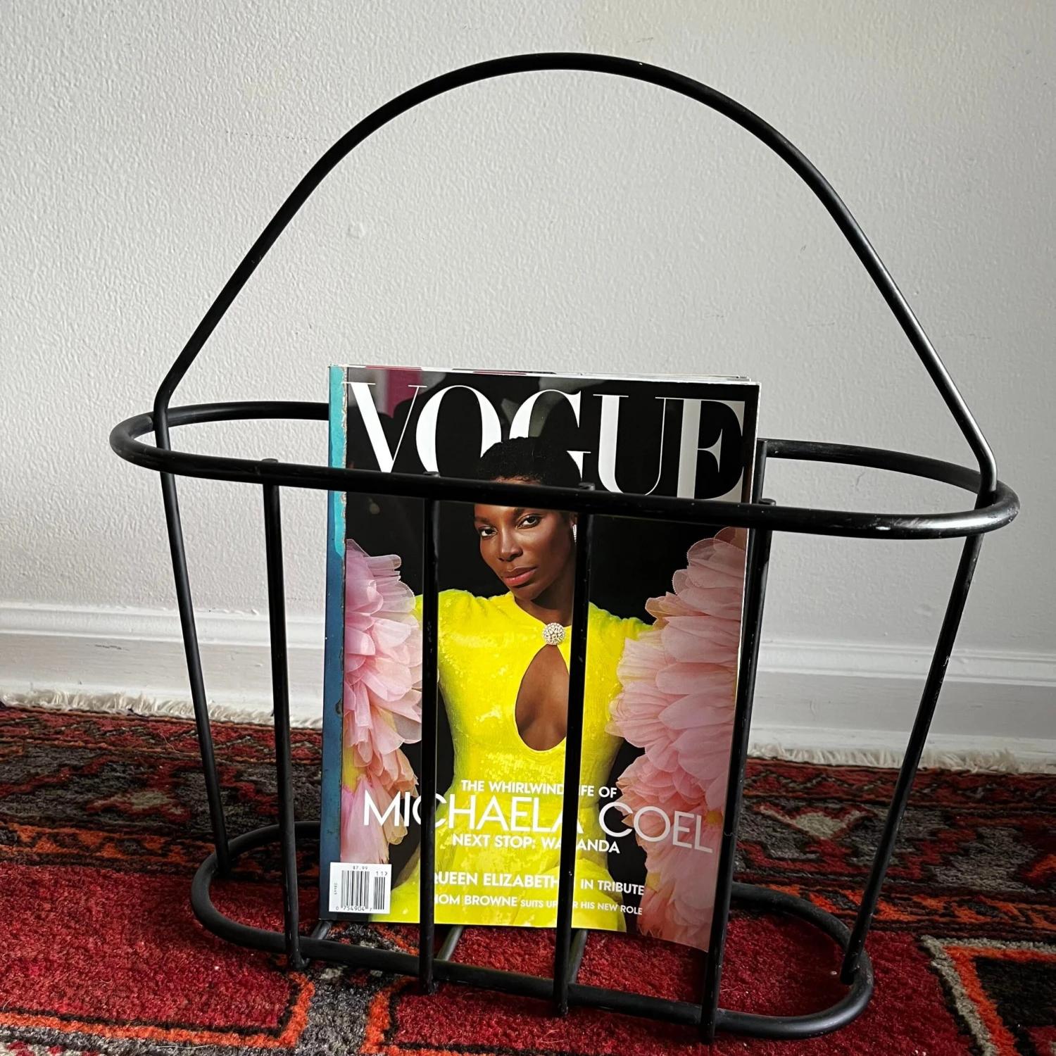 1970s Mid-Century Black Matte Metal Magazine Rack 7 1970s Mid-Century Black Matte Metal Magazine Rack - Image 7