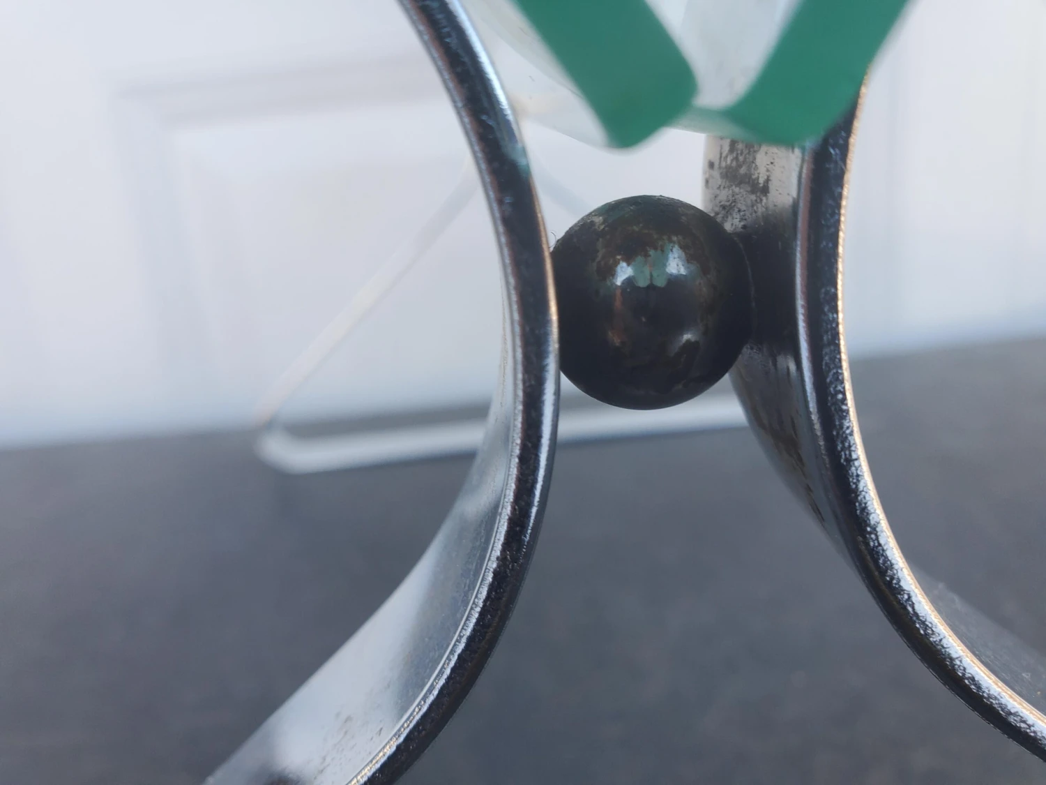 1970s Raymor Glass And Chrome Magazine Rack 5 1970s Raymor Glass And Chrome Magazine Rack - Image 5