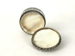 1990s Sajen Sterling Silver Ruby Moonstone Garnet Goddess Face Trinket Box -Chairish Shop 1990s sajen sterling silver ruby moonstone garnet goddess face trinket box 6889