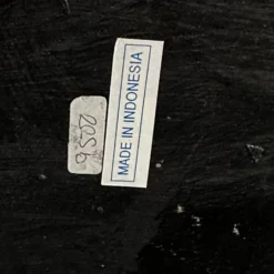 1990s Vintage Carved Wood Box With Lid Gray White & Black -Chairish Shop 1990s vintage carved wood box with lid gray white and black 0096 scaled