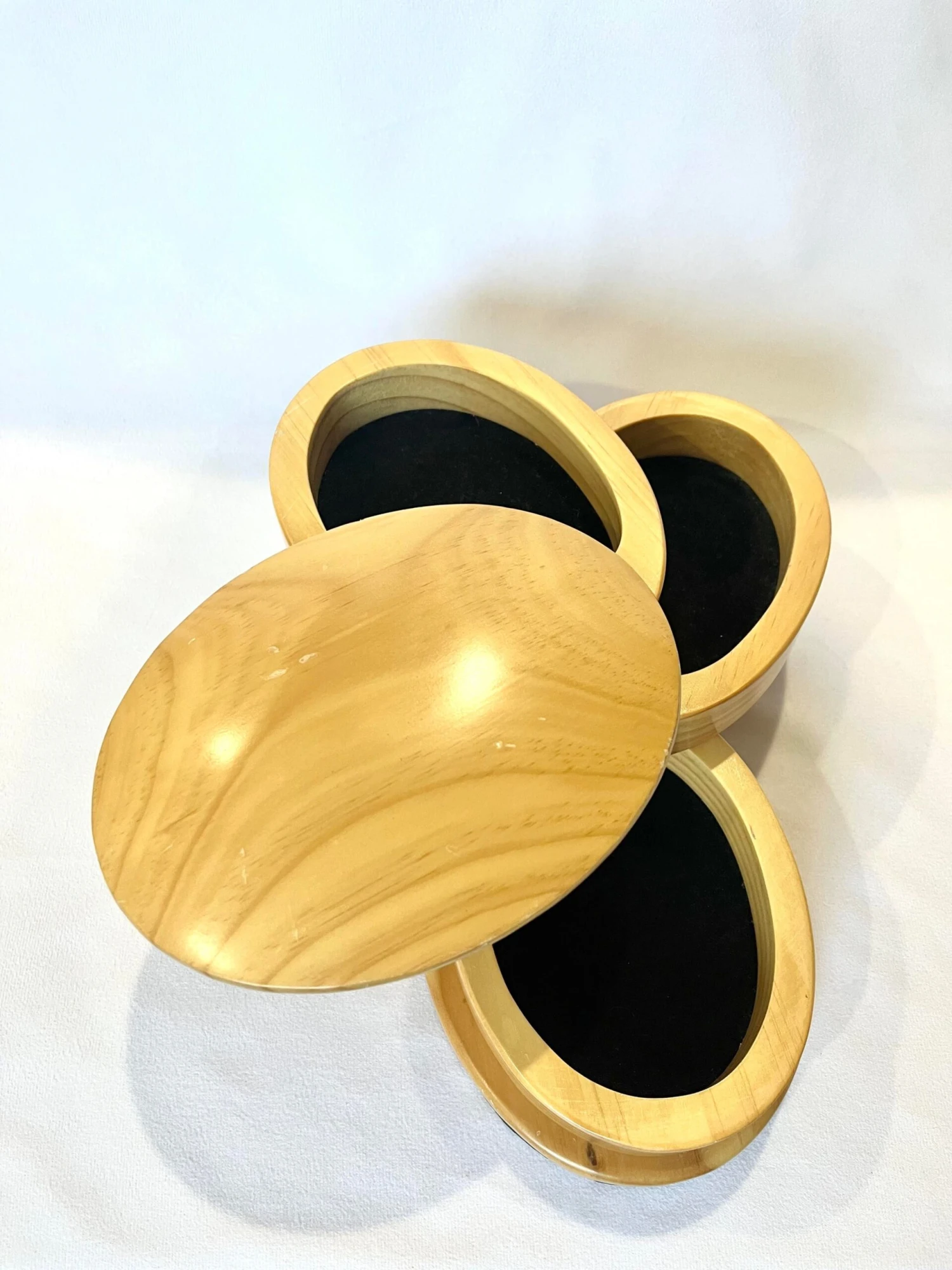 1990s Wooden Vintage Oval Jewelry Box/Container 3 1990s Wooden Vintage Oval Jewelry Box/Container - Image 3