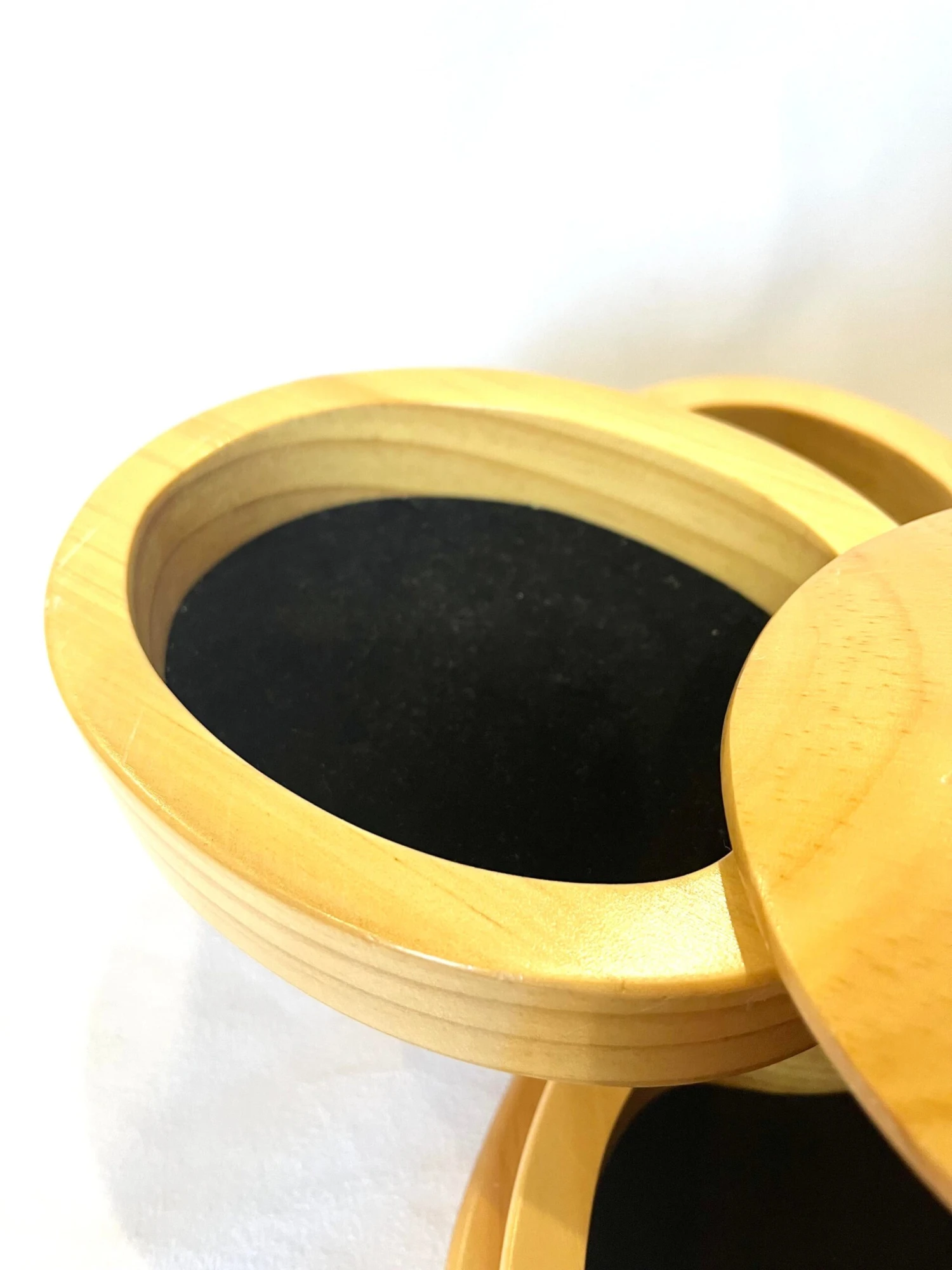 1990s Wooden Vintage Oval Jewelry Box/Container 4 1990s Wooden Vintage Oval Jewelry Box/Container - Image 4