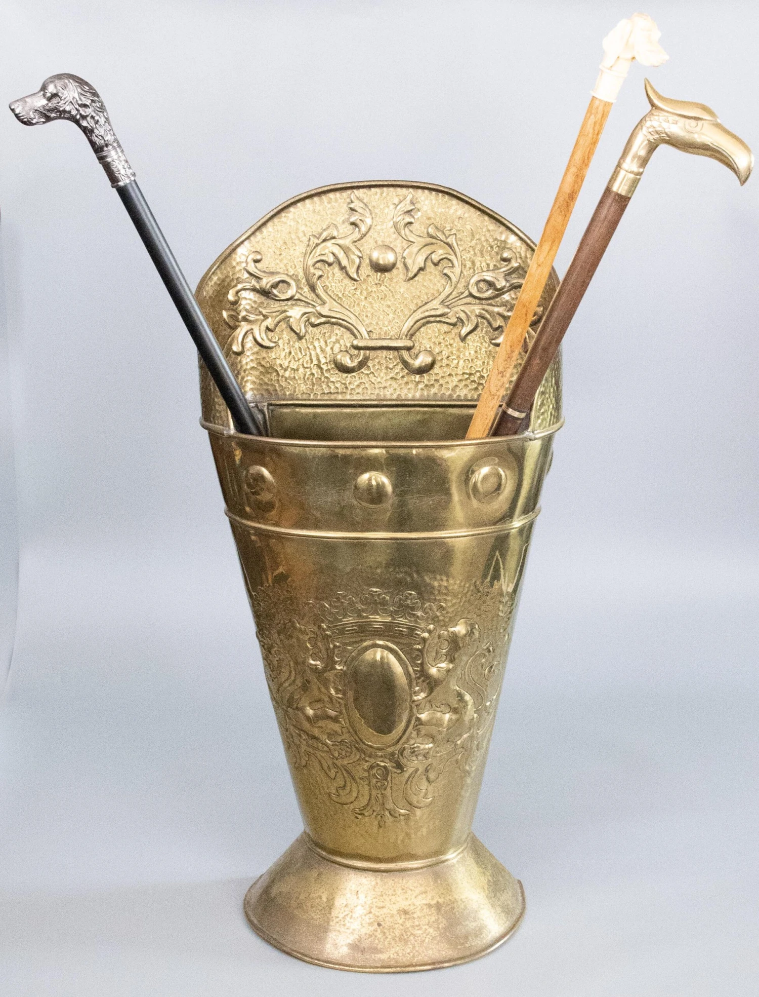 19th C. French Heraldic Hammered Brass Repoussé Grape Hod Umbrella Stand 2 19th C. French Heraldic Hammered Brass Repoussé Grape Hod Umbrella Stand - Image 2