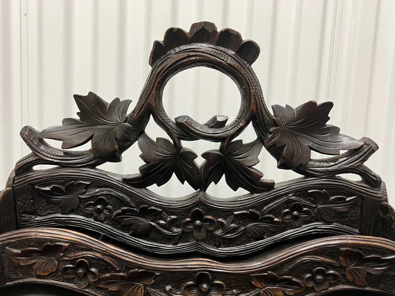 19th Century Antique German Or Swiss Black Forest Hand Carved 3 Section Foliate Canterbury With Handle 5 19th Century Antique German Or Swiss Black Forest Hand Carved 3 Section Foliate Canterbury With Handle - Image 5