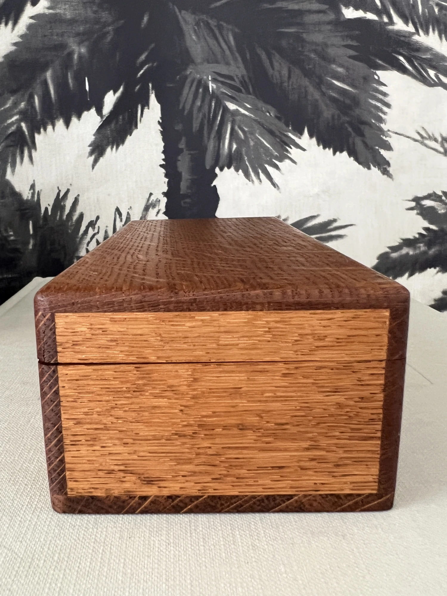 American Art Deco Keepsake Box In Tiger Oak Wood, C. 1940 6 American Art Deco Keepsake Box In Tiger Oak Wood, C. 1940 - Image 6