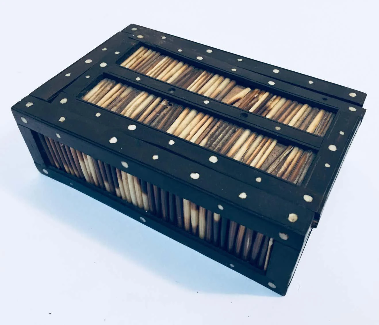 Antique Anglo Indian Box Handcrafted With Porcupine Quills 6 Antique Anglo Indian Box Handcrafted With Porcupine Quills - Image 6