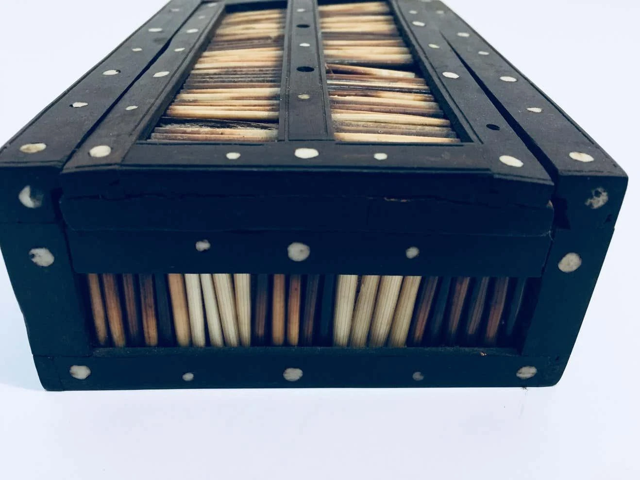 Antique Anglo Indian Box Handcrafted With Porcupine Quills 7 Antique Anglo Indian Box Handcrafted With Porcupine Quills - Image 7