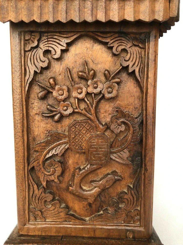 Antique Chinese Box With Decor Of Dragons 4 Antique Chinese Box With Decor Of Dragons - Image 4