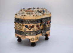 Antique Etched With Henna Bone Trinket Box With Enameled Turquoise -Chairish Shop antique etched with henna bone trinket box with enameled turquoise 9626 scaled