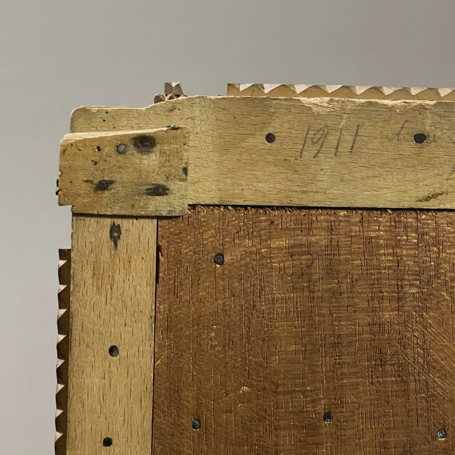 Antique Green Velvet Chip Carved Tramp Art Box (1911) 10 Antique Green Velvet Chip Carved Tramp Art Box (1911) - Image 10