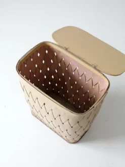 Antique Hamper Basket 12 Antique Hamper Basket -Chairish Shop antique hamper basket 3754