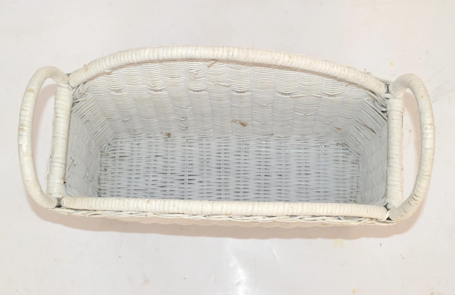 Bohemian Chic White Bleached Magazine Rack Handwoven Wicker & Rattan 1970 8 Bohemian Chic White Bleached Magazine Rack Handwoven Wicker & Rattan 1970 - Image 8