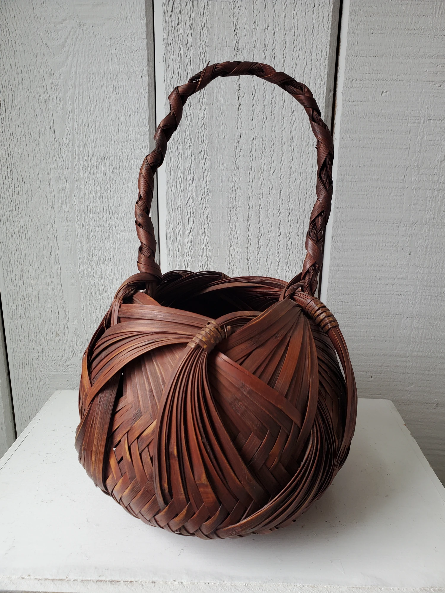 C. 1940s Vinage Handwoven Rattan Basket 6 C. 1940s Vinage Handwoven Rattan Basket - Image 6