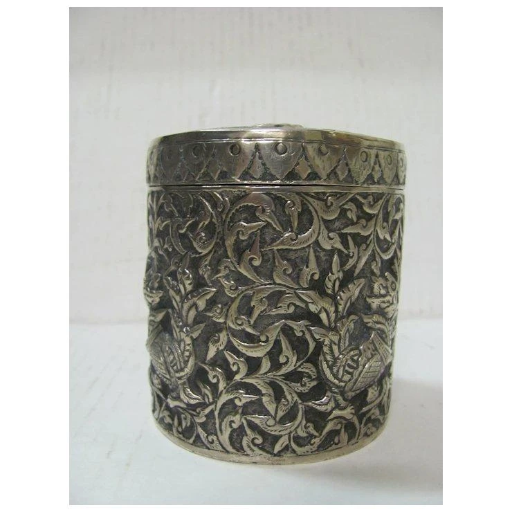 Chinese Silver Hand Chased Covered Box 2 Chinese Silver Hand Chased Covered Box - Image 2