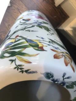 Chinoiserie Bird And Botanical Porcelain Umbrella Stand 7 Chinoiserie Bird And Botanical Porcelain Umbrella Stand -Chairish Shop chinoiserie bird and botanical porcelain umbrella stand 4118