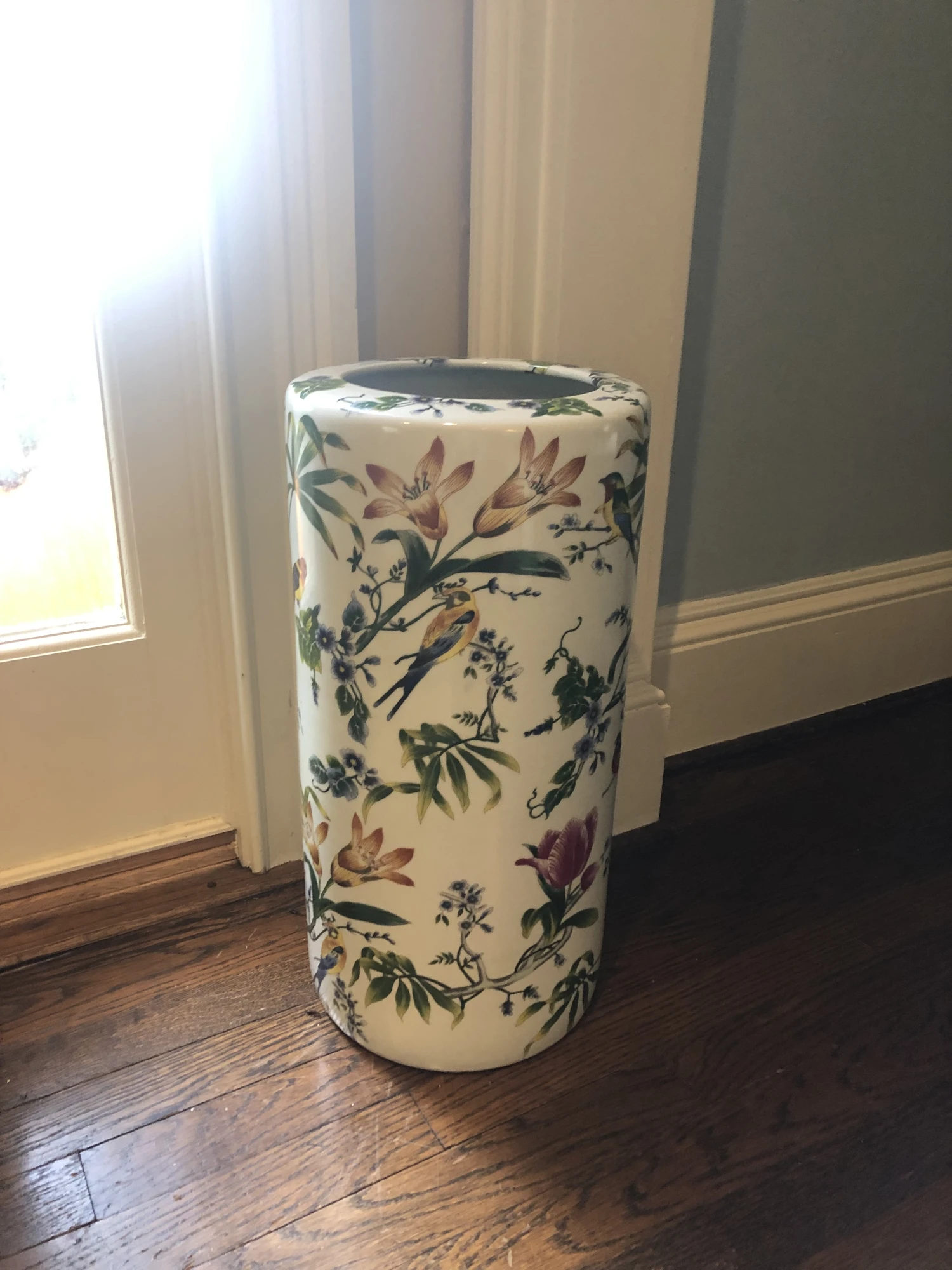 Chinoiserie Bird And Botanical Porcelain Umbrella Stand 5 Chinoiserie Bird And Botanical Porcelain Umbrella Stand - Image 5