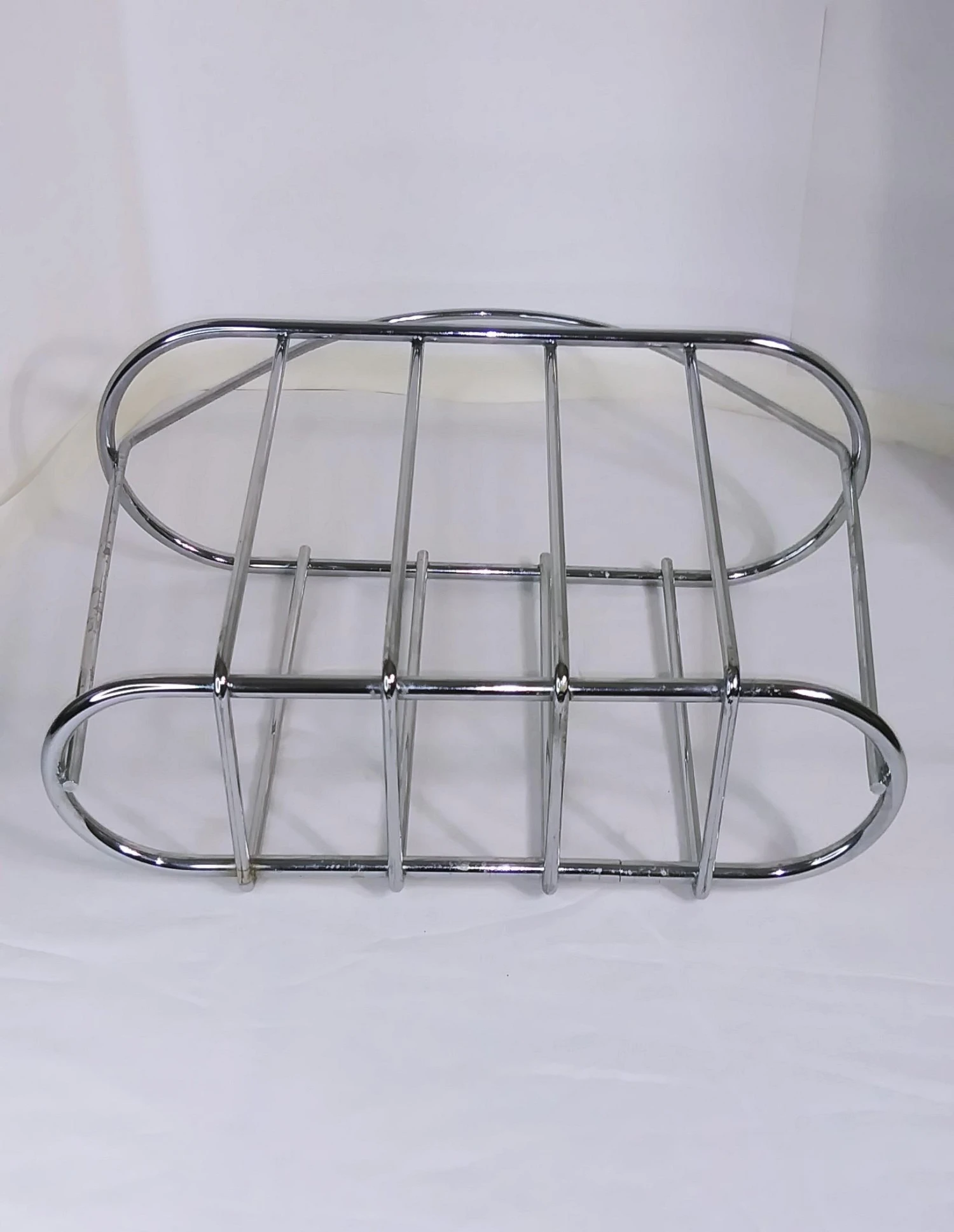 Chrome Magazine Rack Mid-Century C. 1980s 5 Chrome Magazine Rack Mid-Century C. 1980s - Image 5