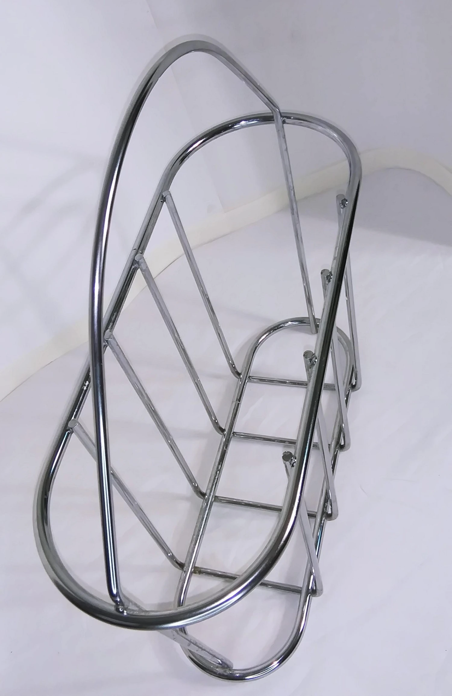 Chrome Magazine Rack Mid-Century C. 1980s 4 Chrome Magazine Rack Mid-Century C. 1980s - Image 4