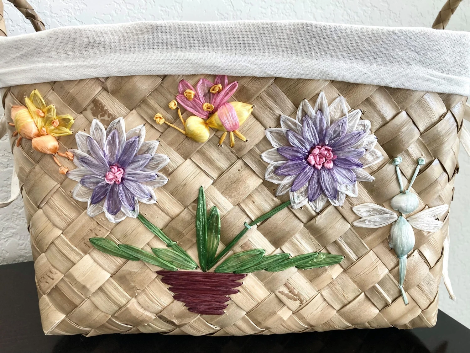 Circa 1980 Boho Chic Handwoven Coconut Leaf & Raffia Embroidered Basket 7 Circa 1980 Boho Chic Handwoven Coconut Leaf & Raffia Embroidered Basket - Image 7