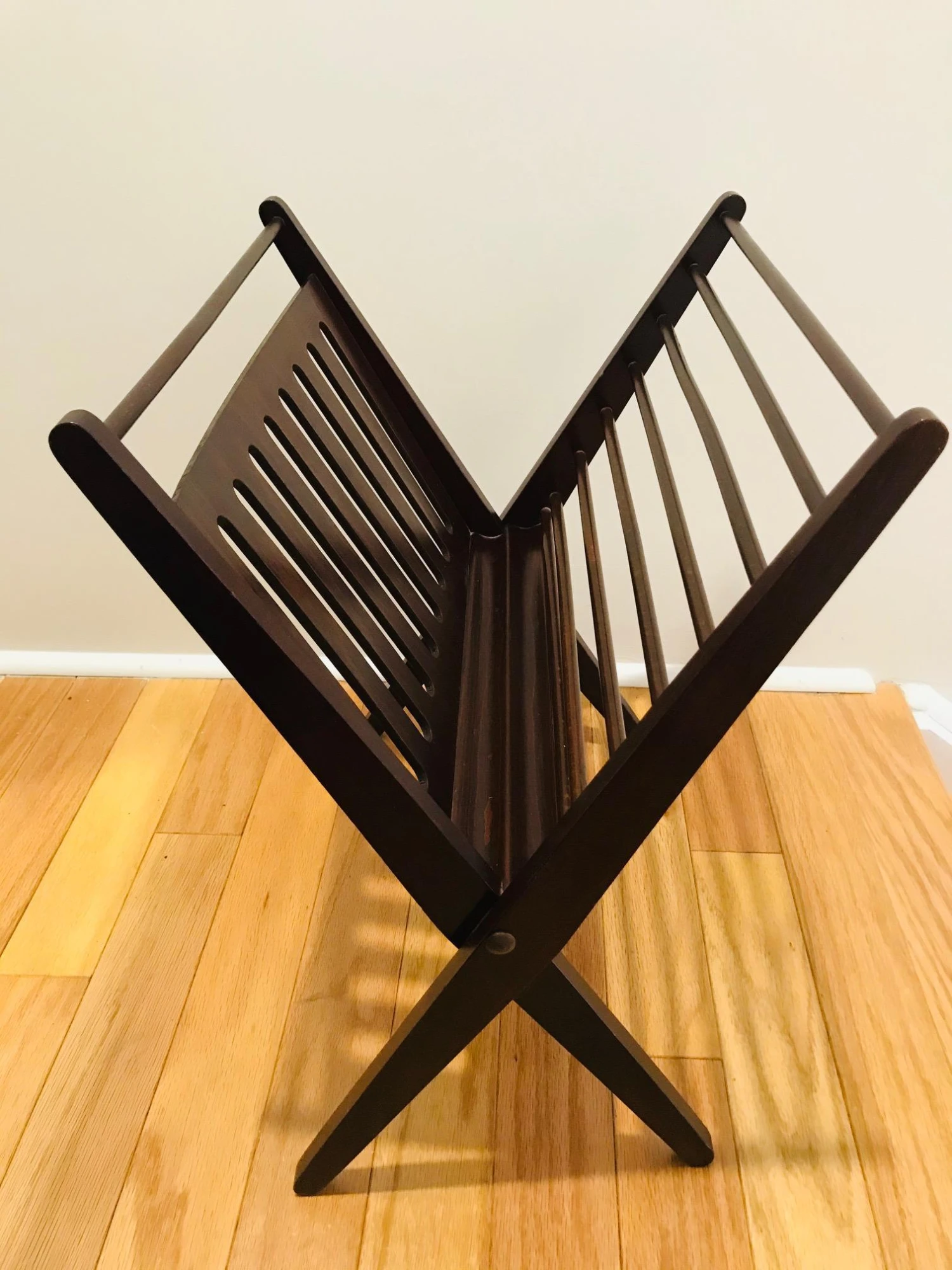 Danish Modern Magazine Stand In Dark Brown Beechwood, 1950s 7 Danish Modern Magazine Stand In Dark Brown Beechwood, 1950s - Image 7