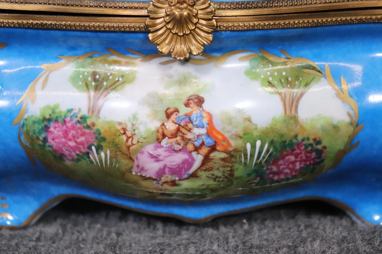 Decorative Beautifully Made Sevres Style Porcelain Jewelry Box 3 Decorative Beautifully Made Sevres Style Porcelain Jewelry Box - Image 3