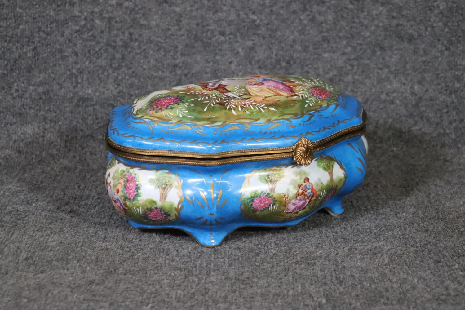 Decorative Beautifully Made Sevres Style Porcelain Jewelry Box 8 Decorative Beautifully Made Sevres Style Porcelain Jewelry Box - Image 8