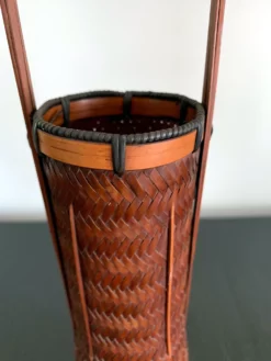 Early 20th Century Japanese Lacquered Ikebana Bamboo Basket 19 Early 20th Century Japanese Lacquered Ikebana Bamboo Basket -Chairish Shop early 20th century japanese lacquered ikebana bamboo basket 4140