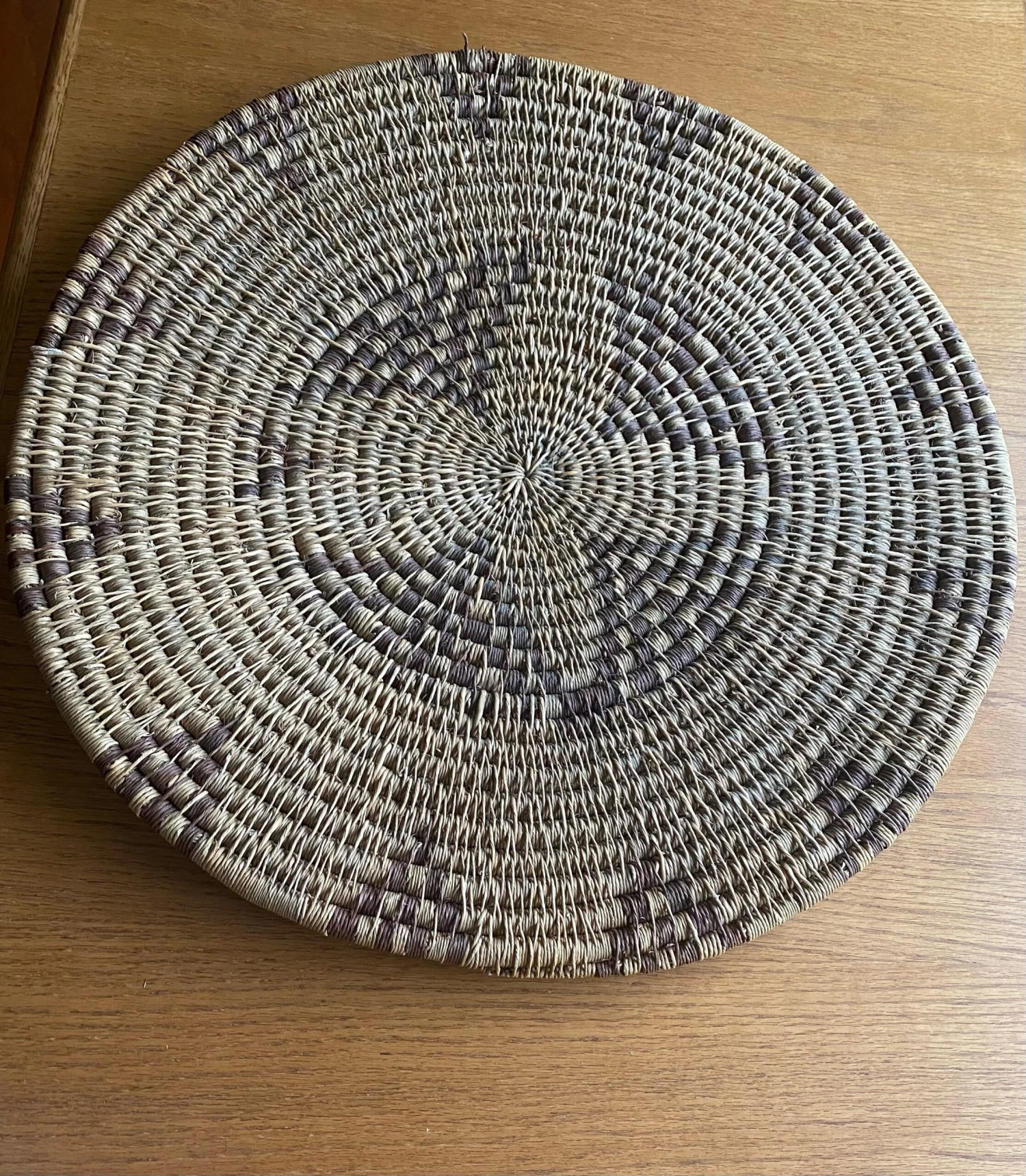Extra Large Wide Handwoven In The Style Of Papago/Tohono O'Odham Tray 6 Extra Large Wide Handwoven In The Style Of Papago/Tohono O'Odham Tray - Image 6