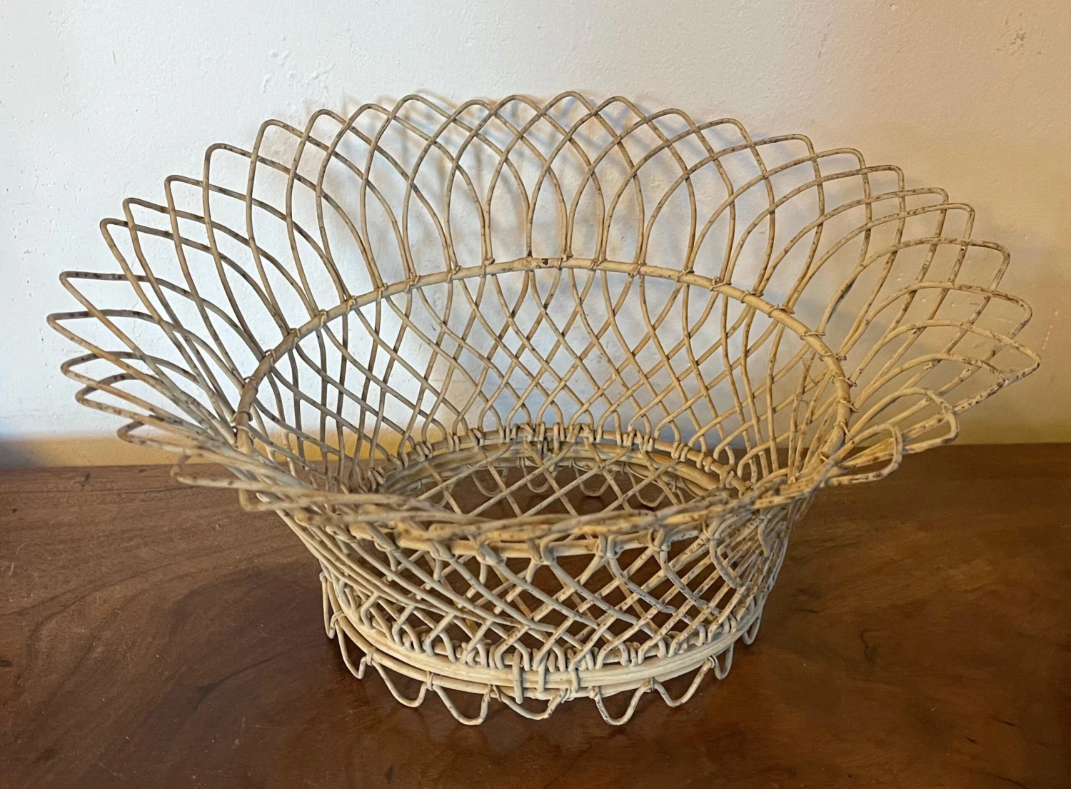 French Victorian Oval Wire Garden Basket Or Planter 7 French Victorian Oval Wire Garden Basket Or Planter - Image 7