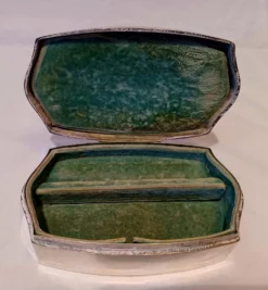 Gorham Antique Sterling Silver Jewelry Box – Art Deco 8 Gorham Antique Sterling Silver Jewelry Box – Art Deco -Chairish Shop gorham antique sterling silver jewelry box art deco 0796 scaled