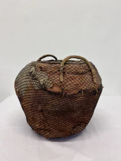Handmade Natural Fiber And Leaf Basket Wrapped In Fish Net, 1970s 16 Handmade Natural Fiber And Leaf Basket Wrapped In Fish Net, 1970s -Chairish Shop handmade natural fiber and leaf basket wrapped in fish net 1970s 5653