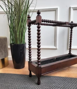 Italian Bobbin Turned Barley Twist Stick And Umbrella Stand, 1940s 12 Italian Bobbin Turned Barley Twist Stick And Umbrella Stand, 1940s -Chairish Shop italian bobbin turned barley twist stick and umbrella stand 1940s 0144