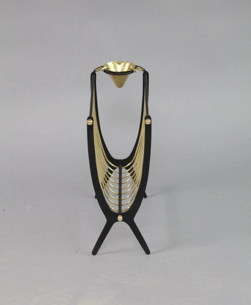 Italian Newspaper Rack In Metal With Brass Ashtray, 1950 5 Italian Newspaper Rack In Metal With Brass Ashtray, 1950 - Image 5