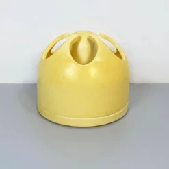 Italian Space Age Pistil Shape Light Yellow Plastic Umbrella Stand, 1970s -Chairish Shop italian space age pistil shape light yellow plastic umbrella stand 1970s 3113