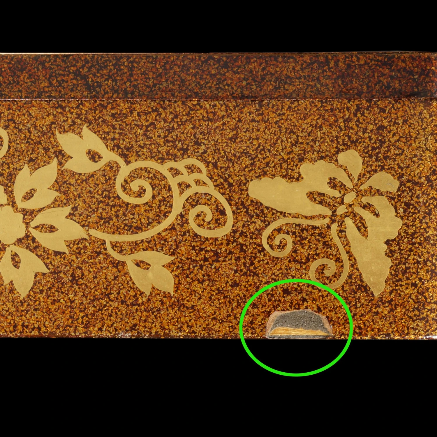 Japanese Edo Meiji Finely Lacquered Box With Peacocks 10 Japanese Edo Meiji Finely Lacquered Box With Peacocks - Image 10