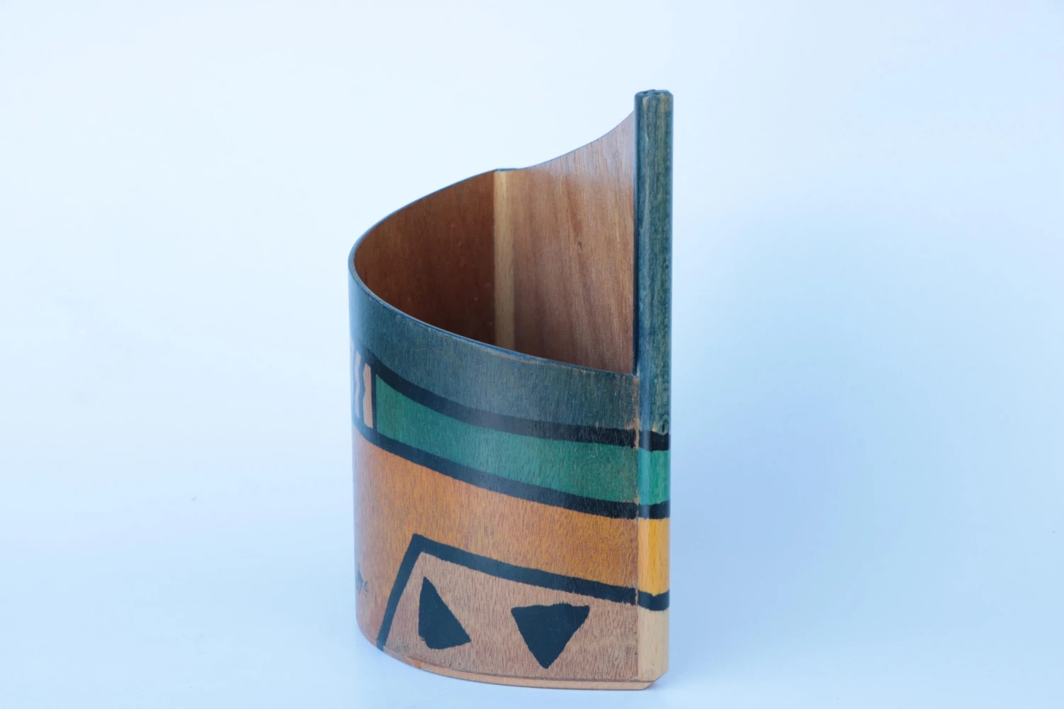 Kakadu Bentwood Moon Storage Bin 4 Kakadu Bentwood Moon Storage Bin - Image 4