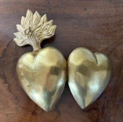 Large Antique 19th Century Gilt Brass Heart Reliquary Pendant Locket Box -Chairish Shop large antique 19th century gilt brass heart reliquary pendant locket box 1732 scaled