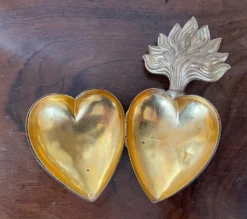 Large Antique 19th Century Gilt Brass Heart Reliquary Pendant Locket Box -Chairish Shop large antique 19th century gilt brass heart reliquary pendant locket box 2419 scaled