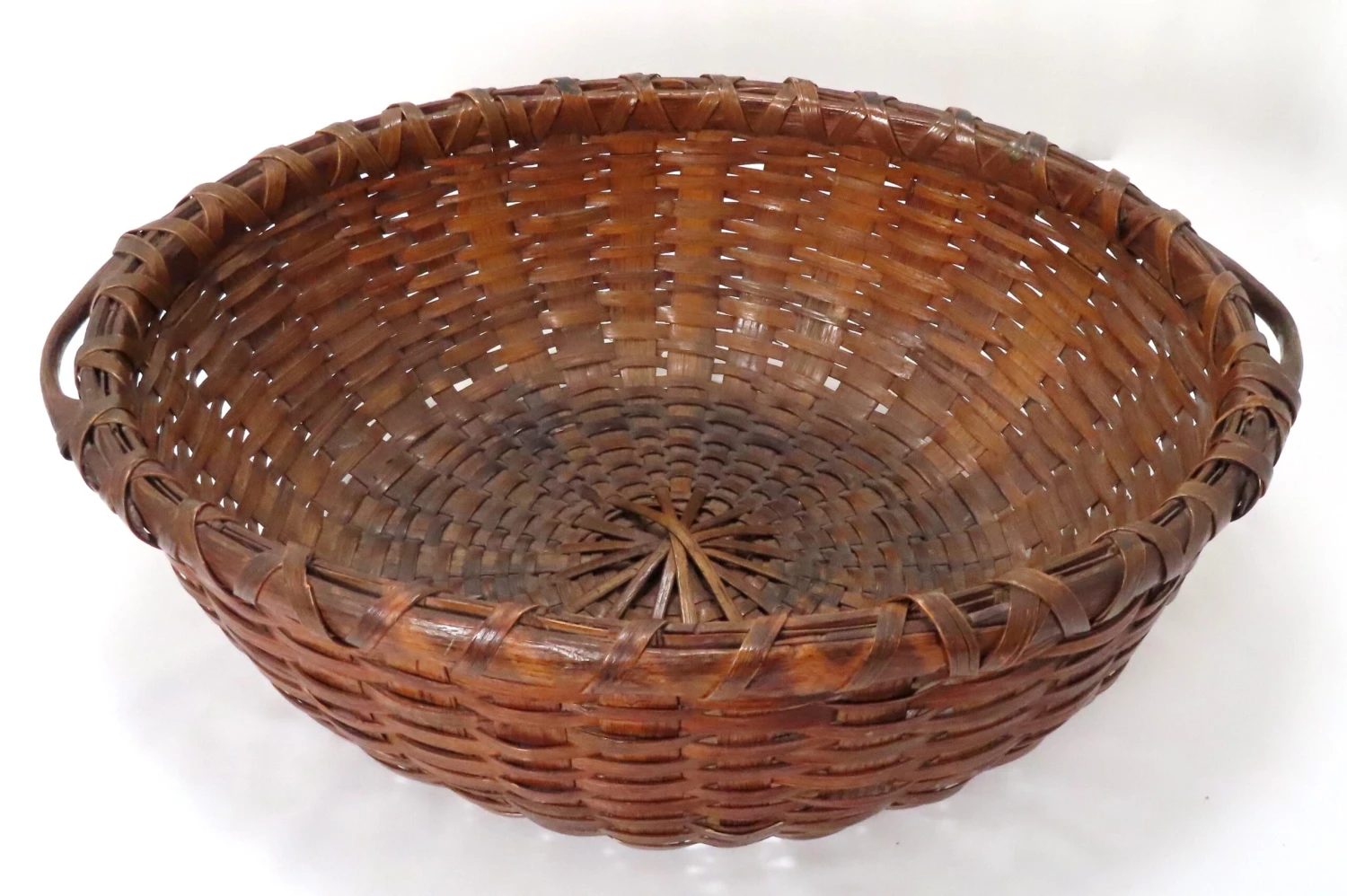 Large Antique American Substantially Made Hand Woven Ash Splint Gathering Basket 9 Large Antique American Substantially Made Hand Woven Ash Splint Gathering Basket - Image 9