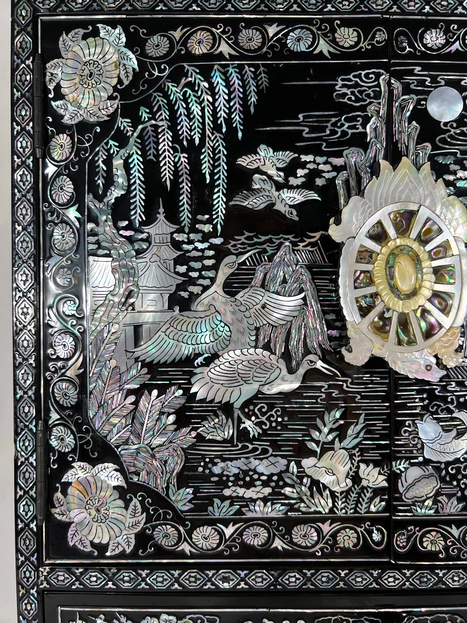 Large Chinese Black Lacquer Double Happiness Jewelry / Dowry Box / Wedding Chest With Mother Of Pearl Inlay 10 Large Chinese Black Lacquer Double Happiness Jewelry / Dowry Box / Wedding Chest With Mother Of Pearl Inlay - Image 10