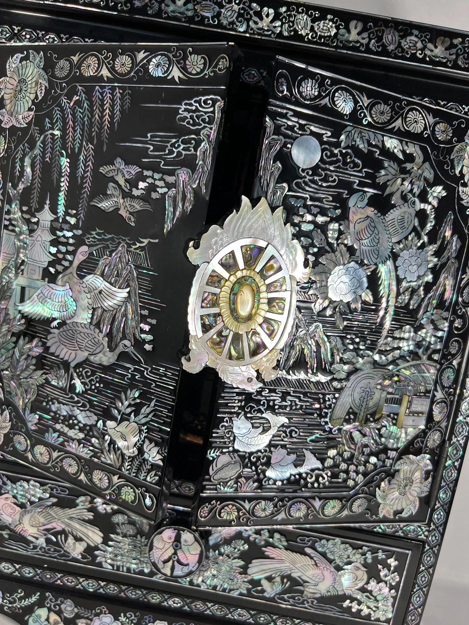 Large Chinese Black Lacquer Double Happiness Jewelry / Dowry Box / Wedding Chest With Mother Of Pearl Inlay 8 Large Chinese Black Lacquer Double Happiness Jewelry / Dowry Box / Wedding Chest With Mother Of Pearl Inlay - Image 8