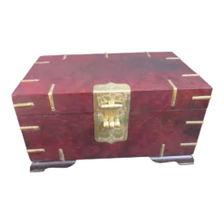 Late 20th Century Chinese Burlwood Keepsake Box With Brass Fittings And Accents