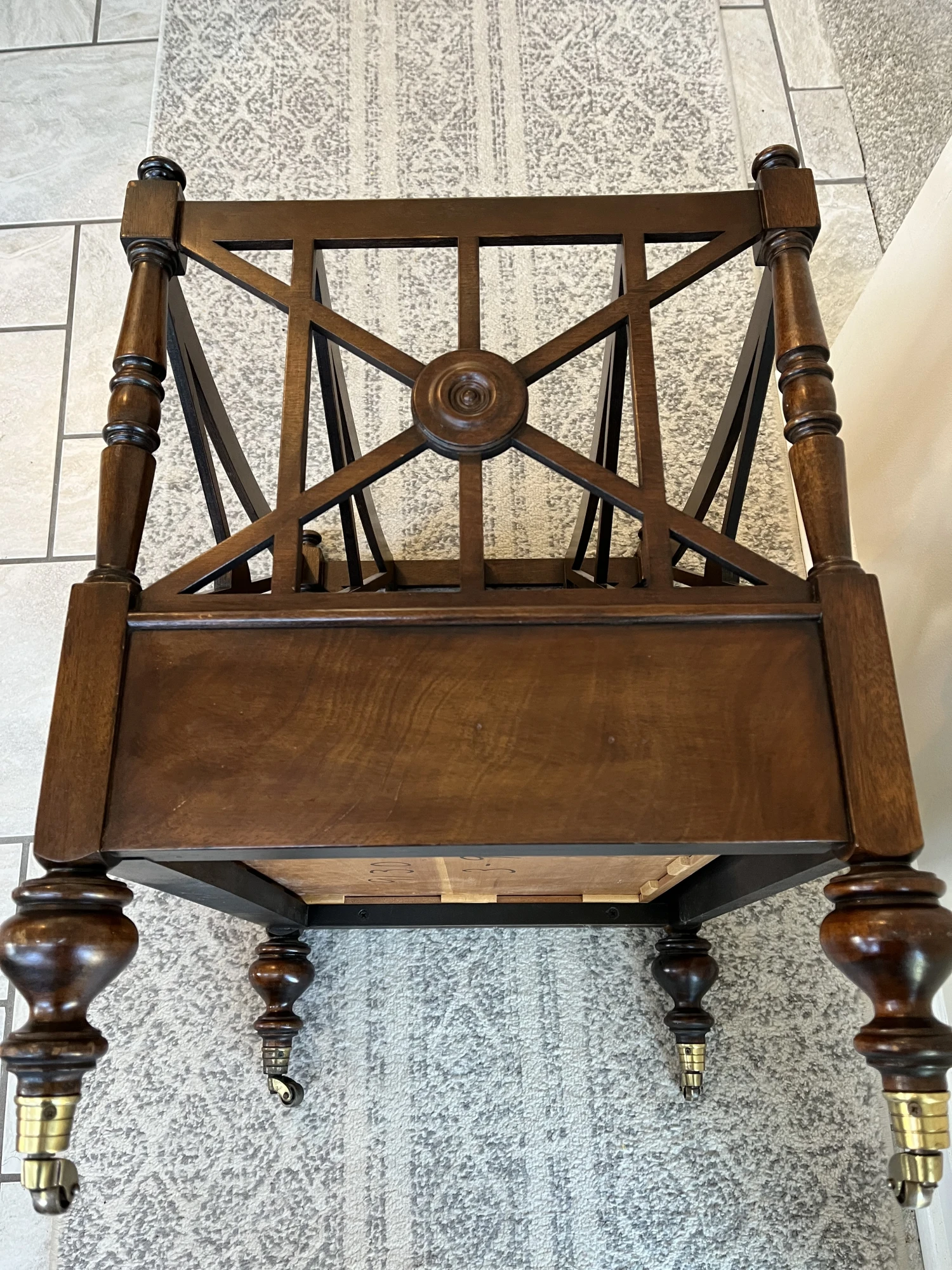 Magazine Rack - 1990s Georgian Style Carved Mahogany Canterbury Rack 10 Magazine Rack - 1990s Georgian Style Carved Mahogany Canterbury Rack - Image 10